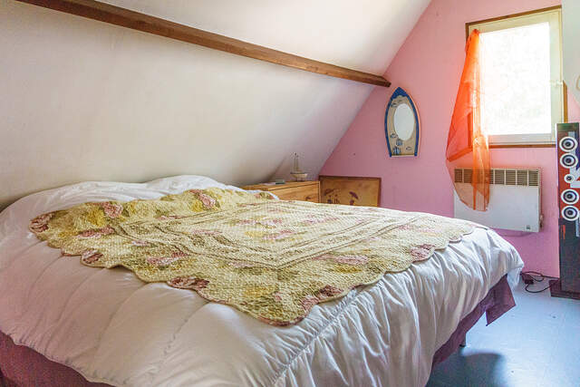 The 2nd bedroom